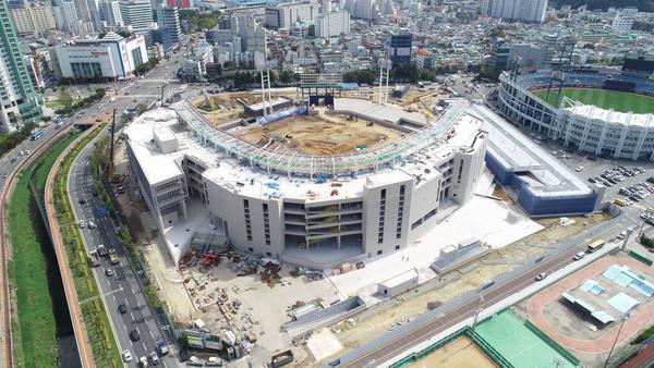 창원마산야구장 건립공사 현장 사진입니다