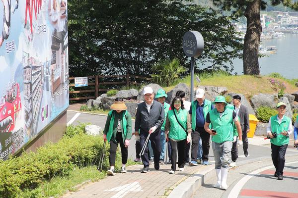 창원시 새마을회, 깨끗한 바다 환경 조성에 앞장서