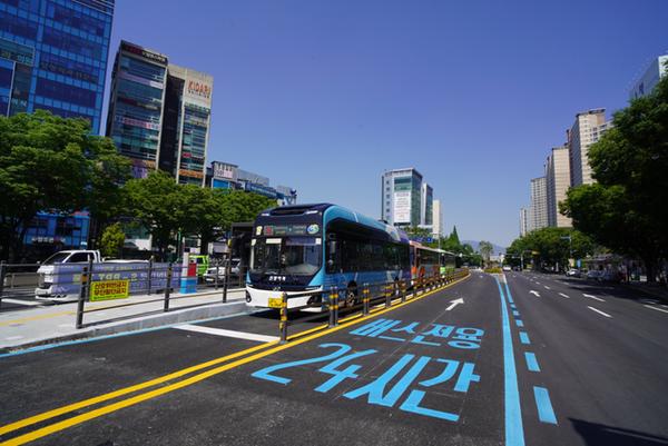 창원 첫 S-BRT 안정적 정착, 시민 의견 들어 확대 논의