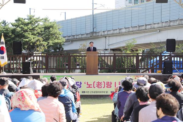 홍남표 창원시장 “최상의 노인복지 환경 조성에 힘을 모으겠다”