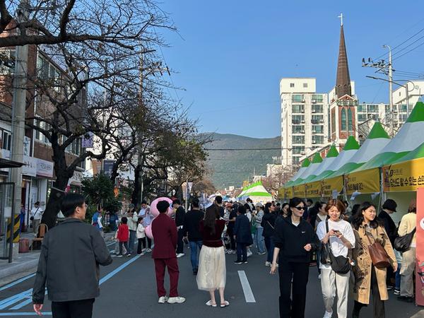 2023 진해 가을군항제 성료...내년에 만나요