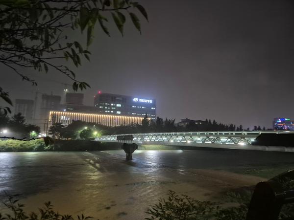 매년 범람 위기 겪던 창원천, 하천 퇴적토 준설 효과 드러나